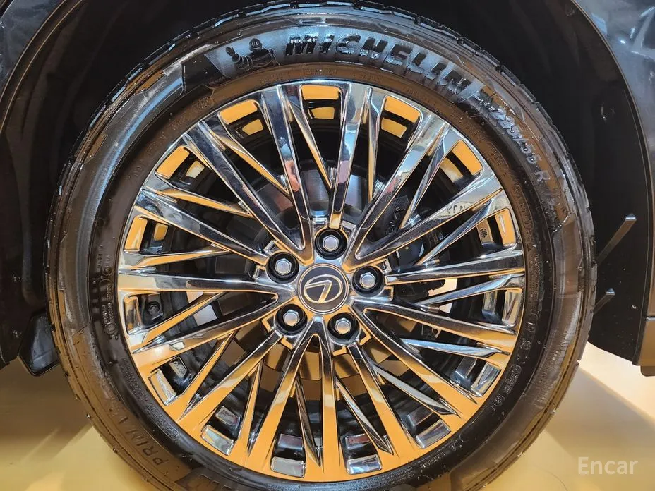 Lexus LM 2024 500h Executive