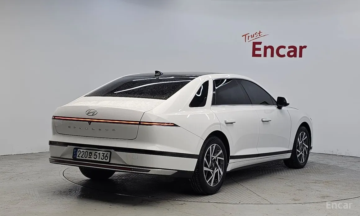 Hyundai Grandeur 2022 Premium