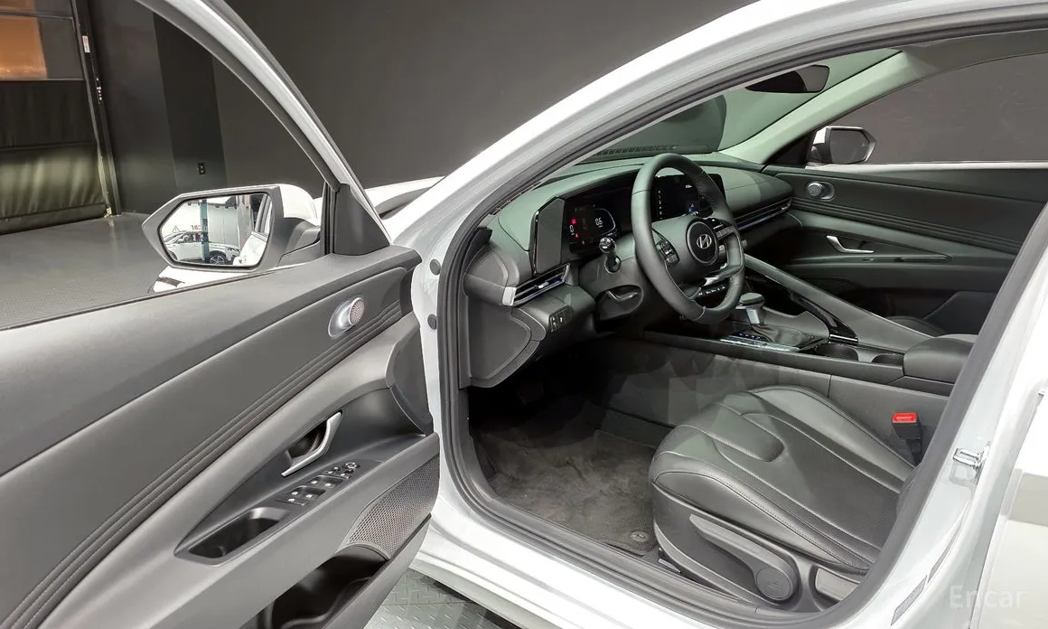 Hyundai Avante 2023 1.6