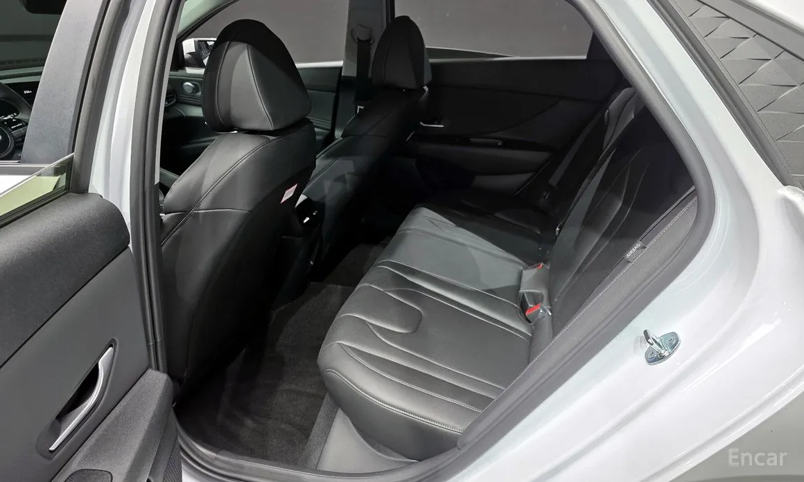 Hyundai Avante 2023 1.6