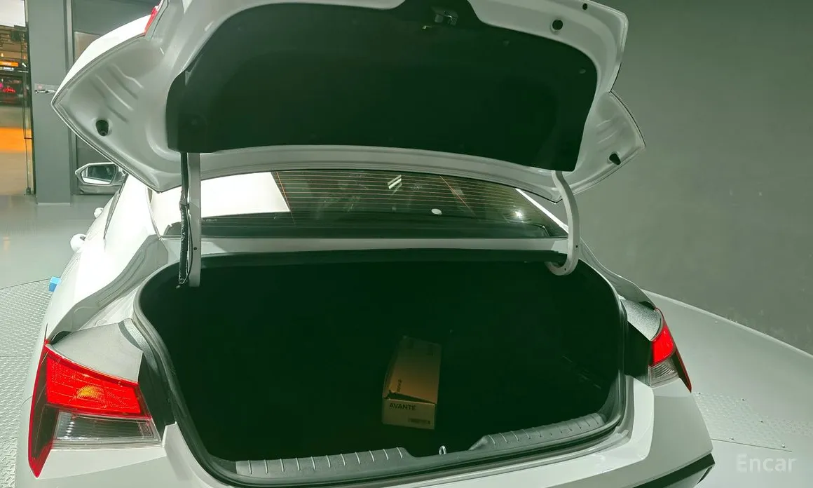 Hyundai Avante 2023 1.6