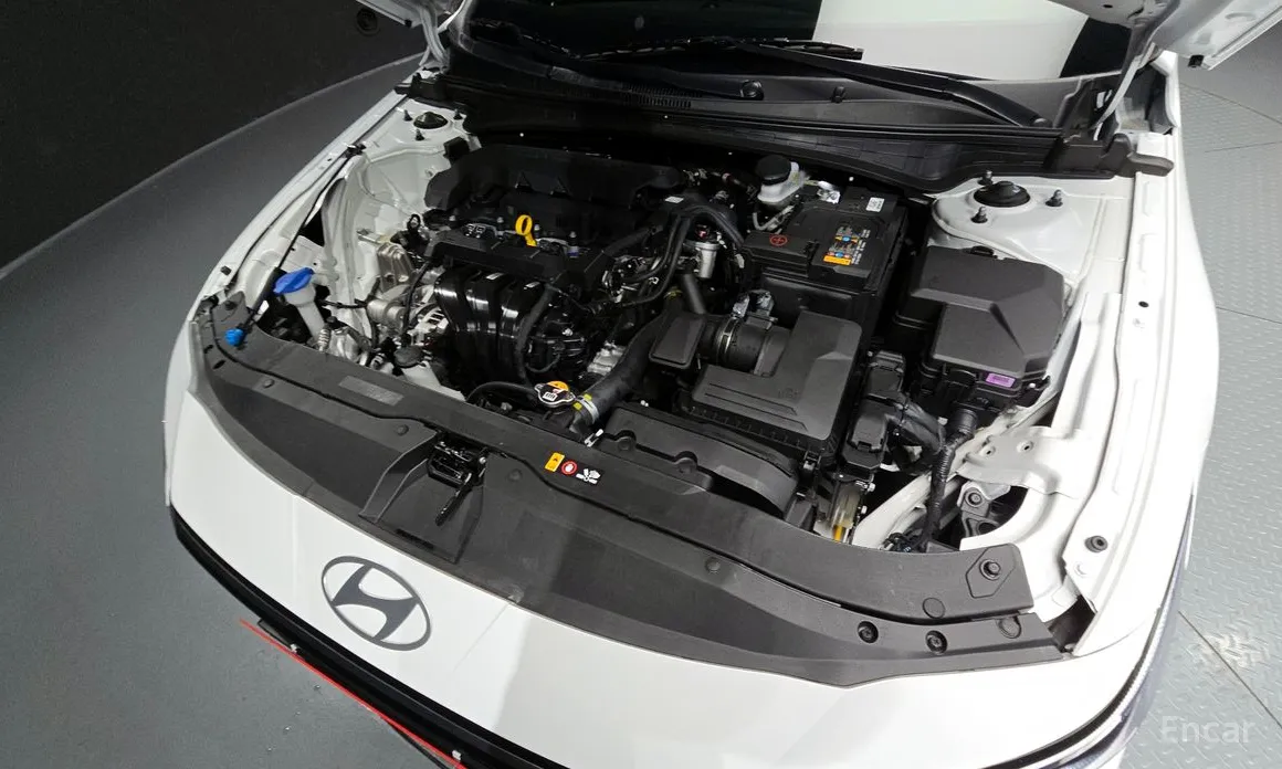 Hyundai Avante 2023 1.6