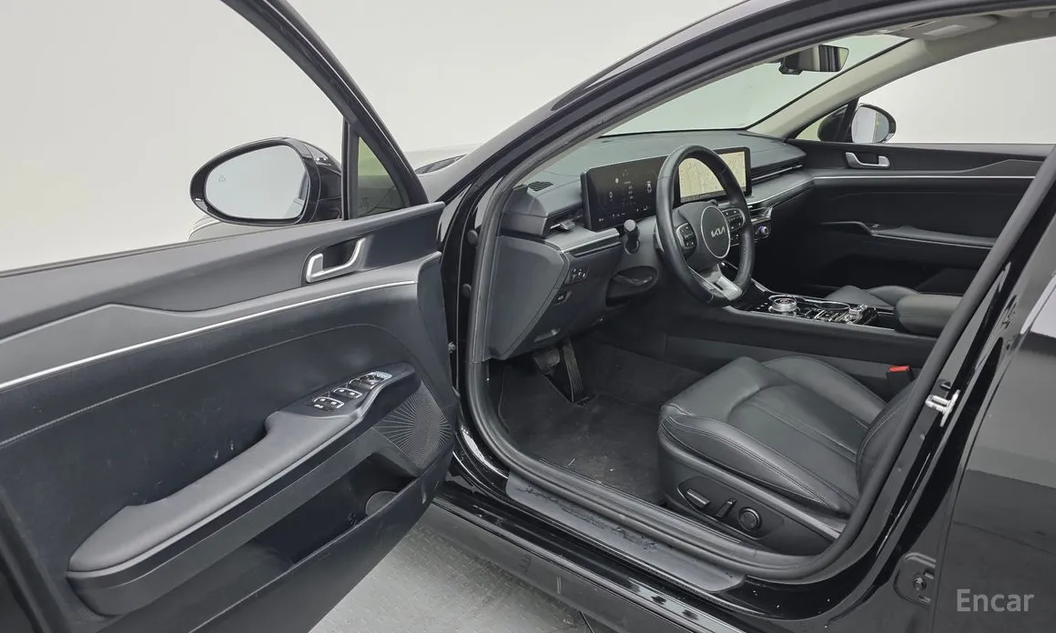 Kia K5 2023 2.0