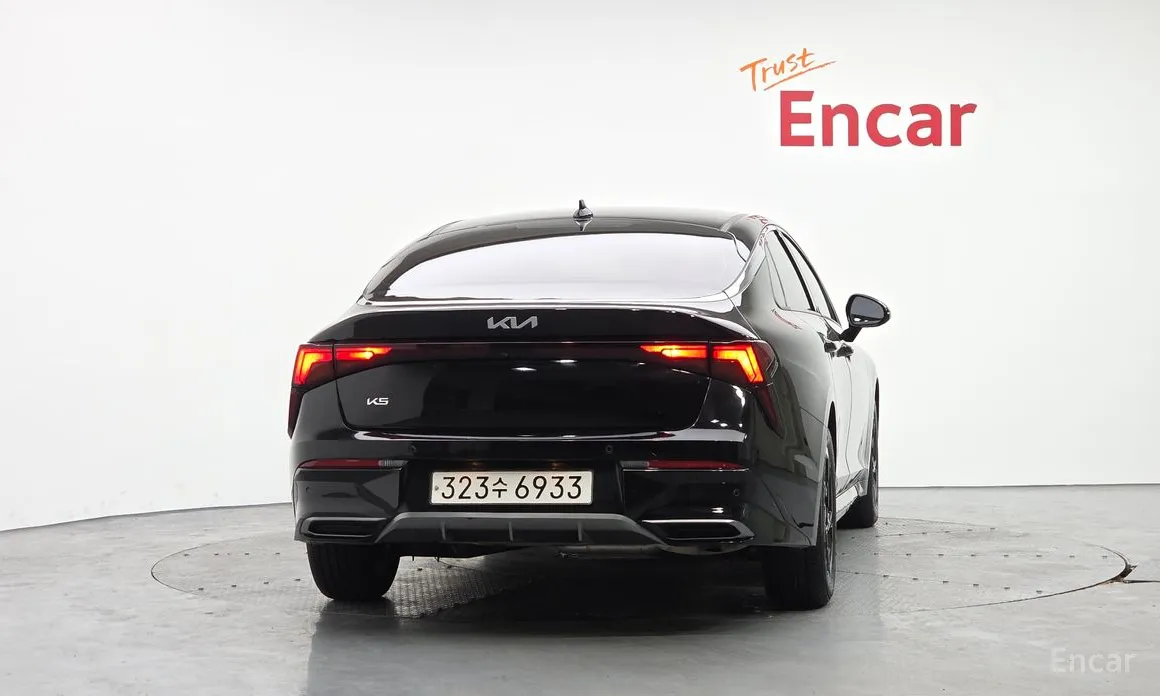 Kia K5 2023 2.0