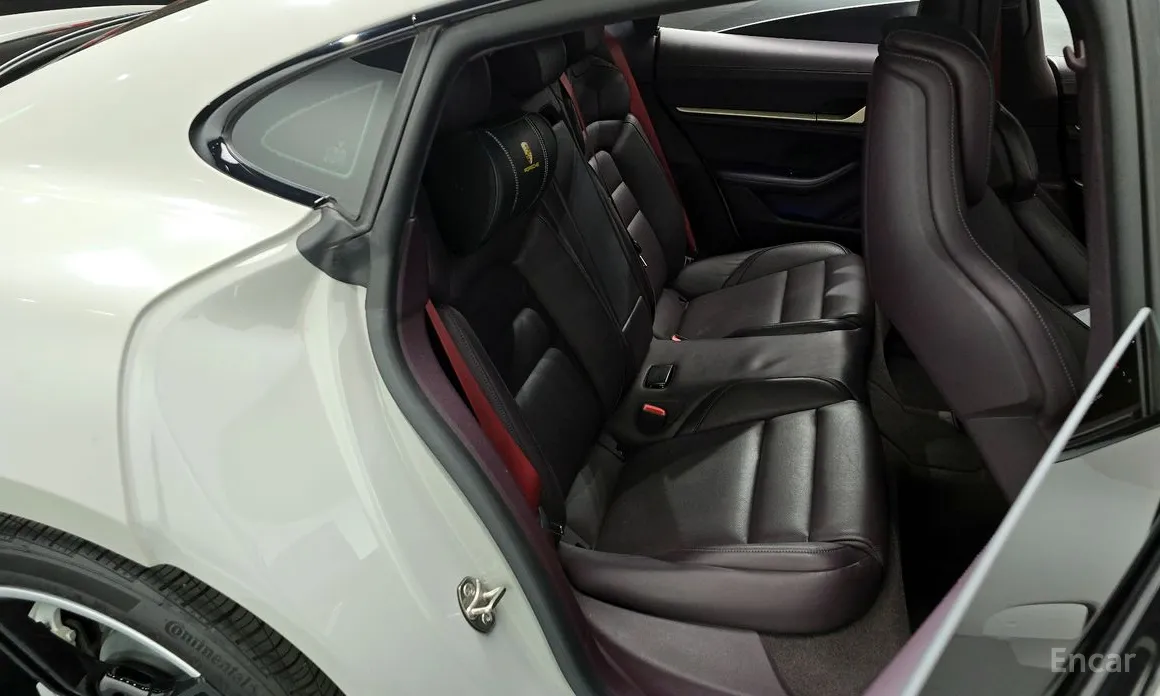 Porsche Taycan 2020 4S