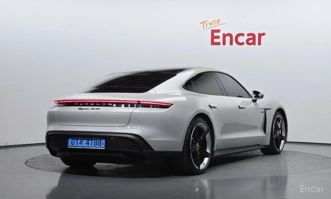 Porsche Taycan 2020 4S