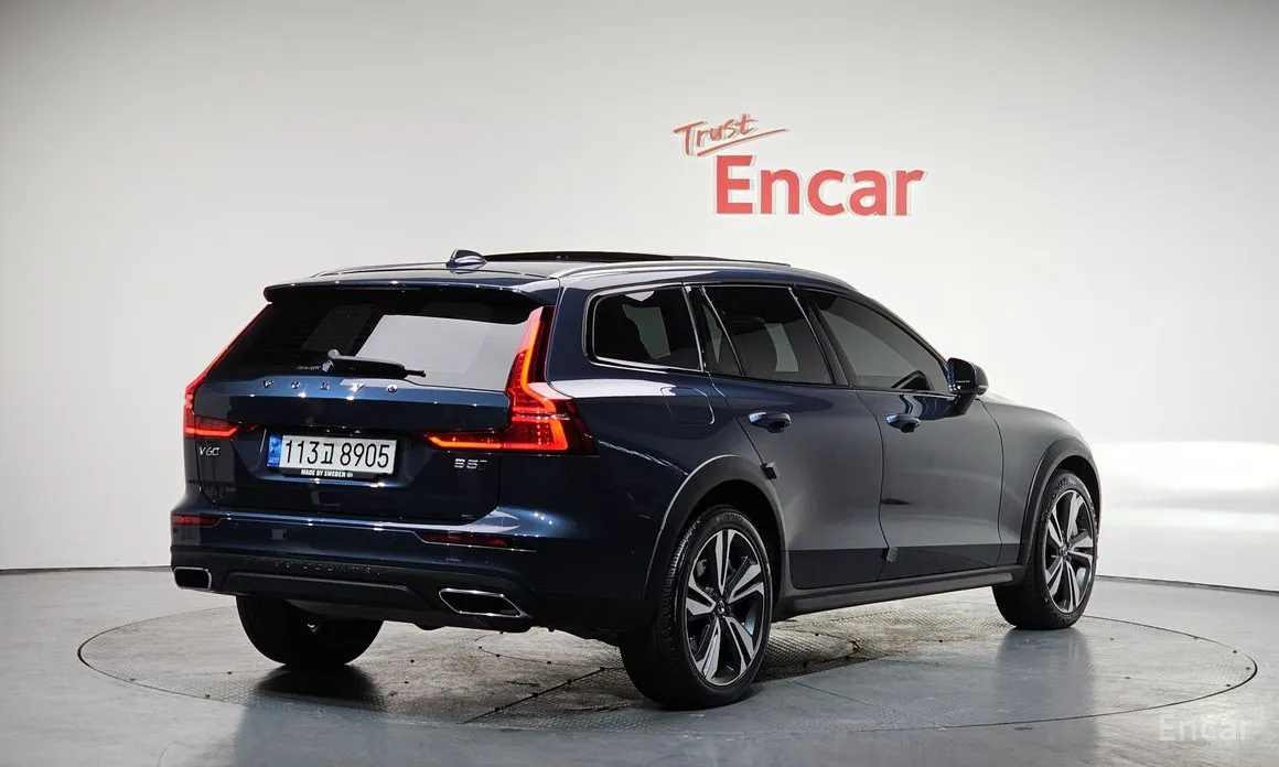 2019 Volvo V60