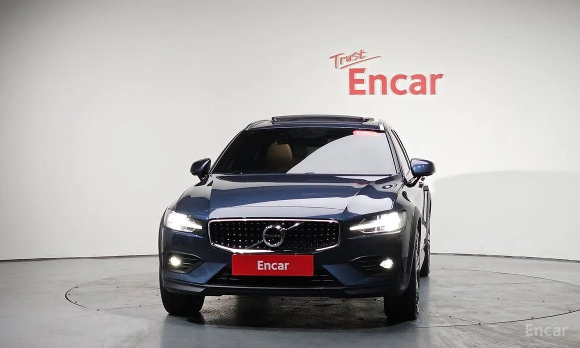 2019 Volvo V60