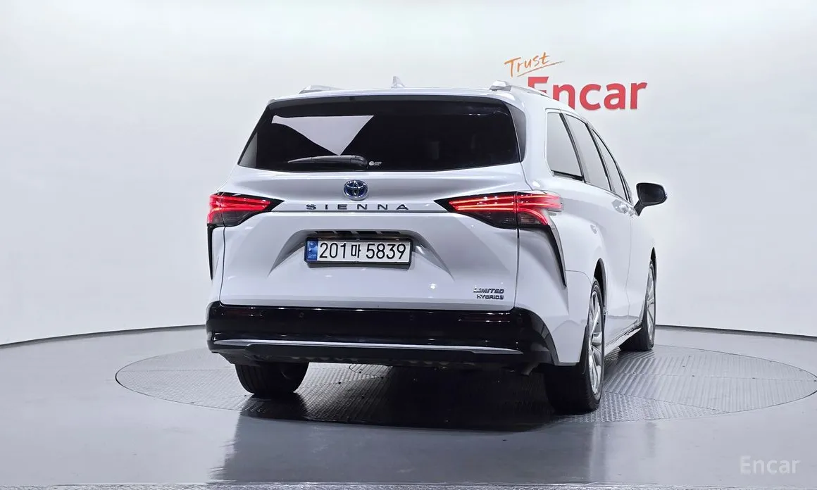 Toyota Sienna 2020 2.5 Hybrid 2WD