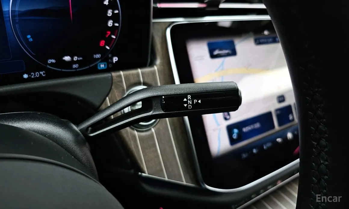 Mercedes-Benz E-Class 2024 E350e 4MATIC