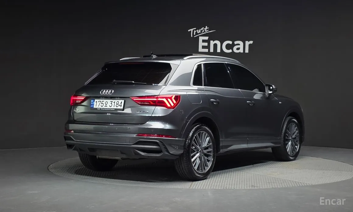 Audi Q3 2018 35 TDI Premium