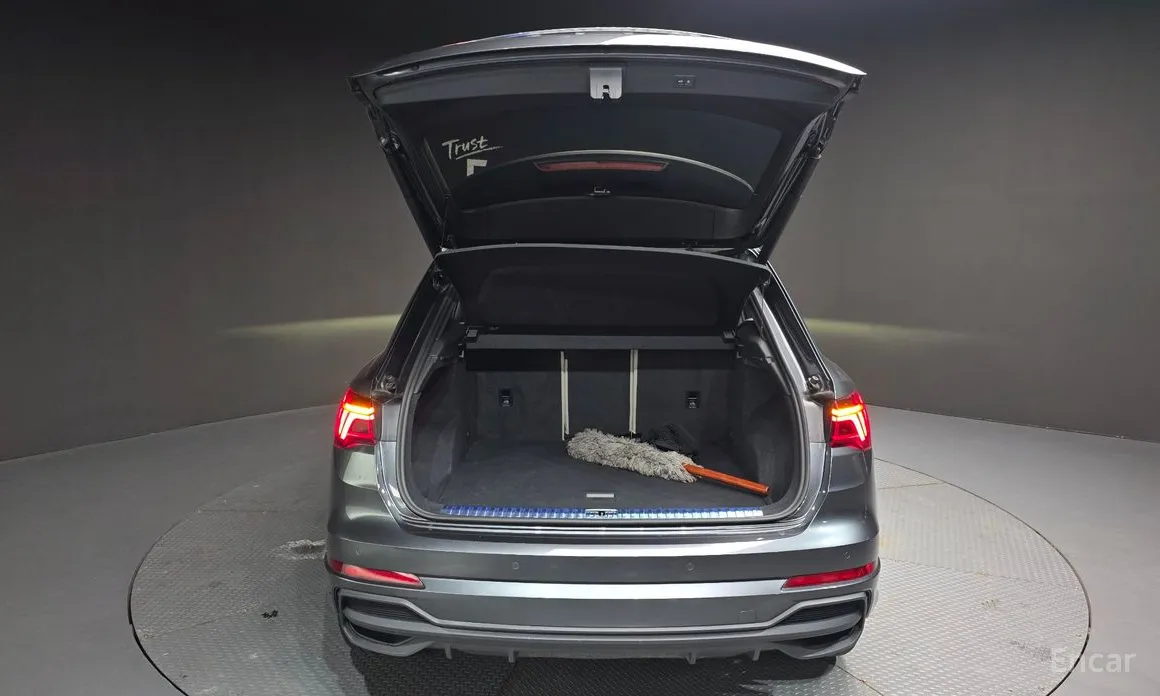 Audi Q3 2018 35 TDI Premium