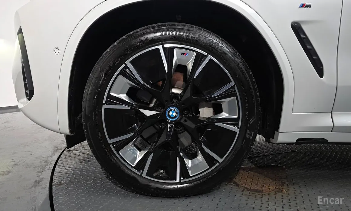 BMW iX3 2021 M Sports