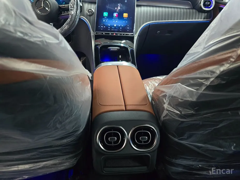 Mercedes-Benz GLC-Class 2023 GLC300 4MATIC AMG Line