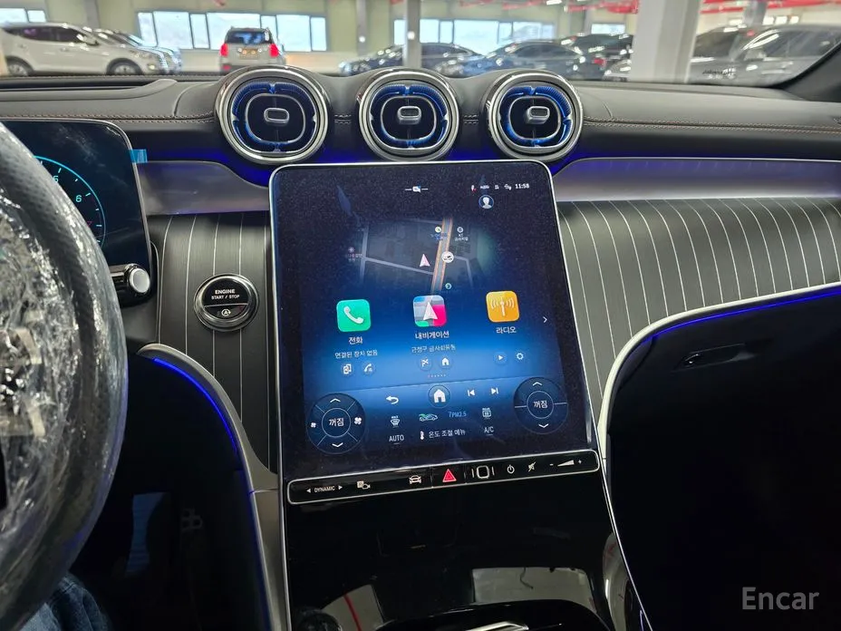 Mercedes-Benz GLC-Class 2023 GLC300 4MATIC AMG Line