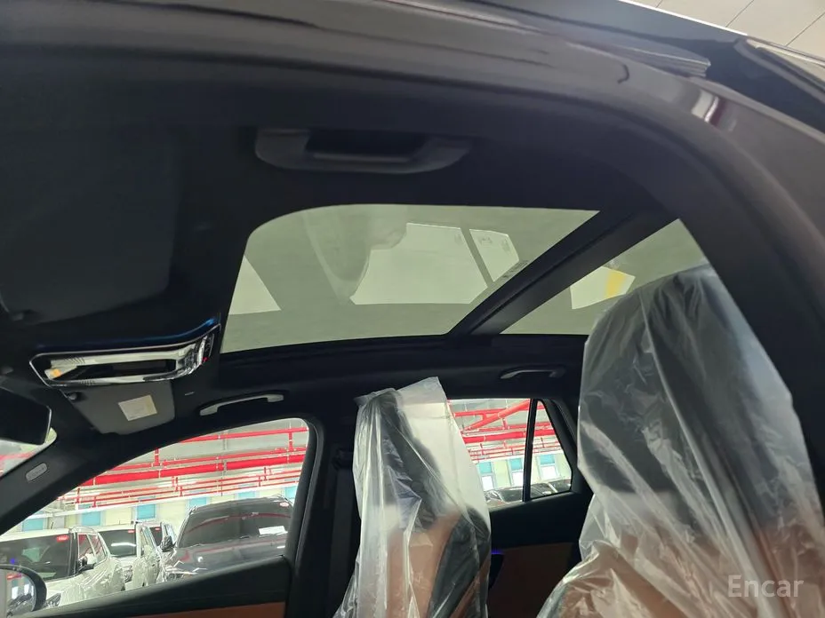 Mercedes-Benz GLC-Class 2023 GLC300 4MATIC AMG Line