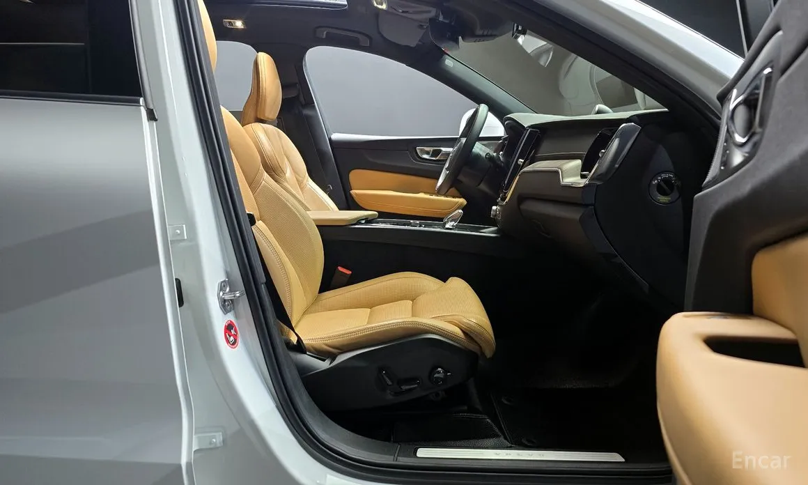 Volvo XC60 2017 B5 Inscription