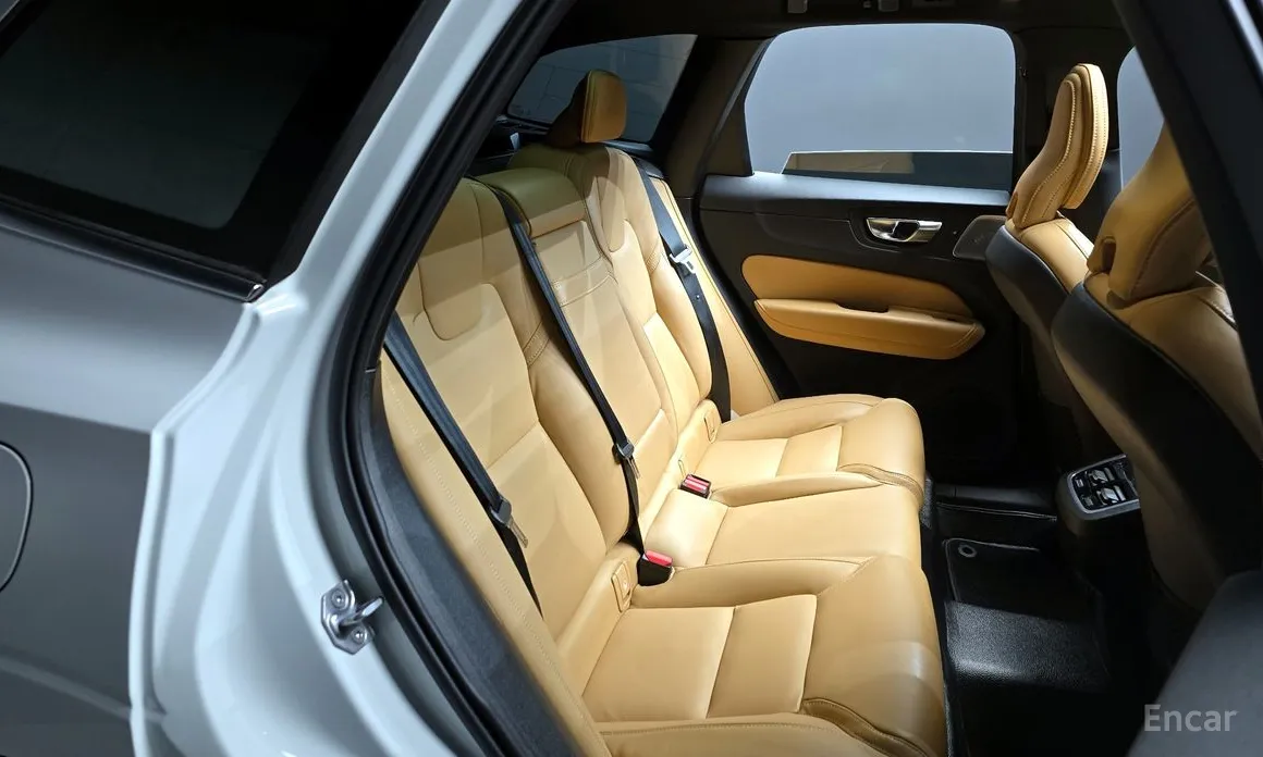 Volvo XC60 2017 B5 Inscription