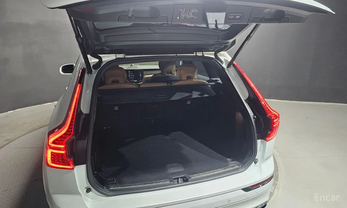 Volvo XC60 2017 B5 Inscription