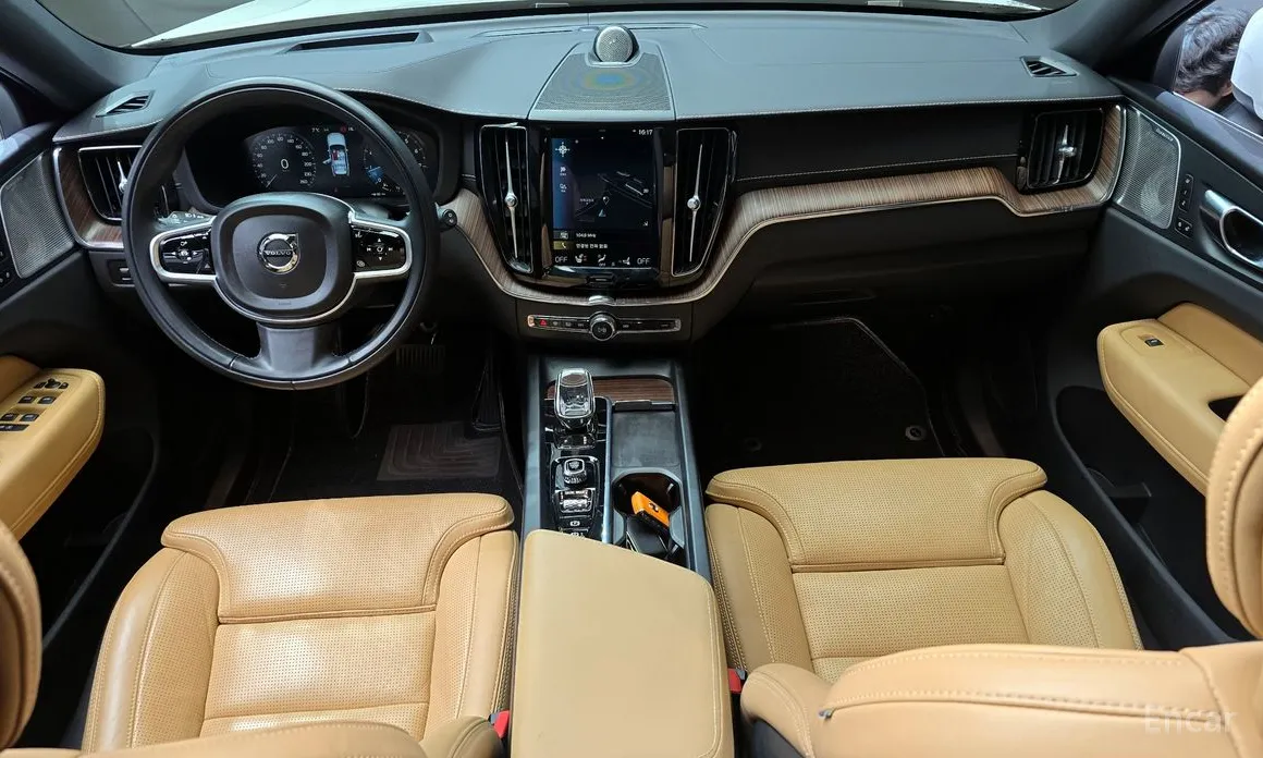 Volvo XC60 2017 B5 Inscription