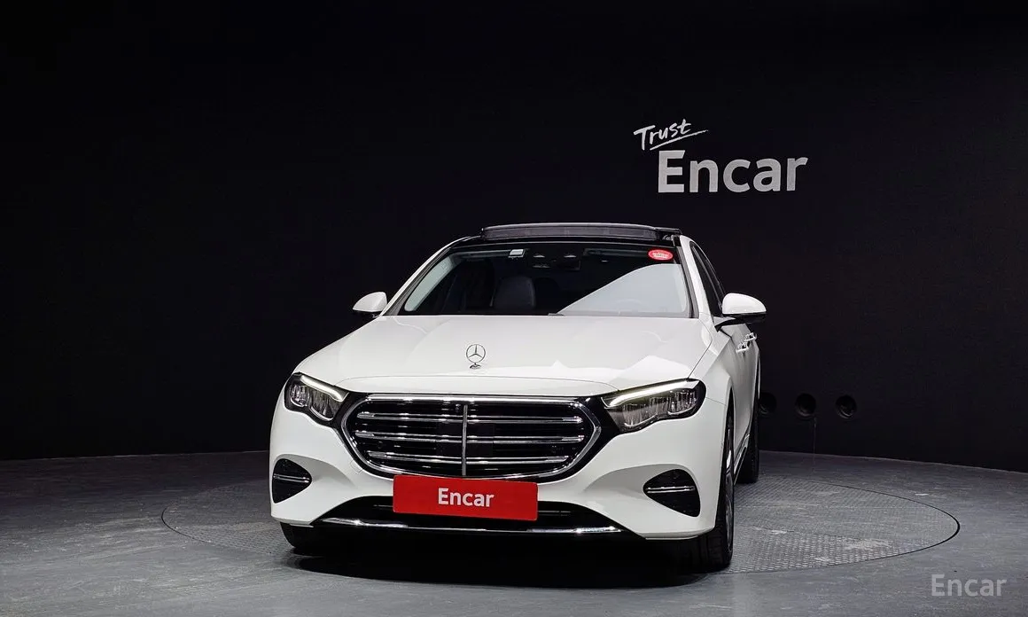 Mercedes-Benz E-Class 2024 E220d 4MATIC Exclusive