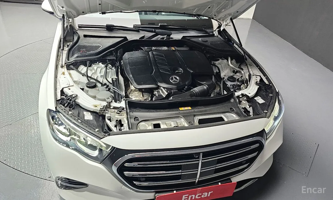 Mercedes-Benz E-Class 2024 E220d 4MATIC Exclusive