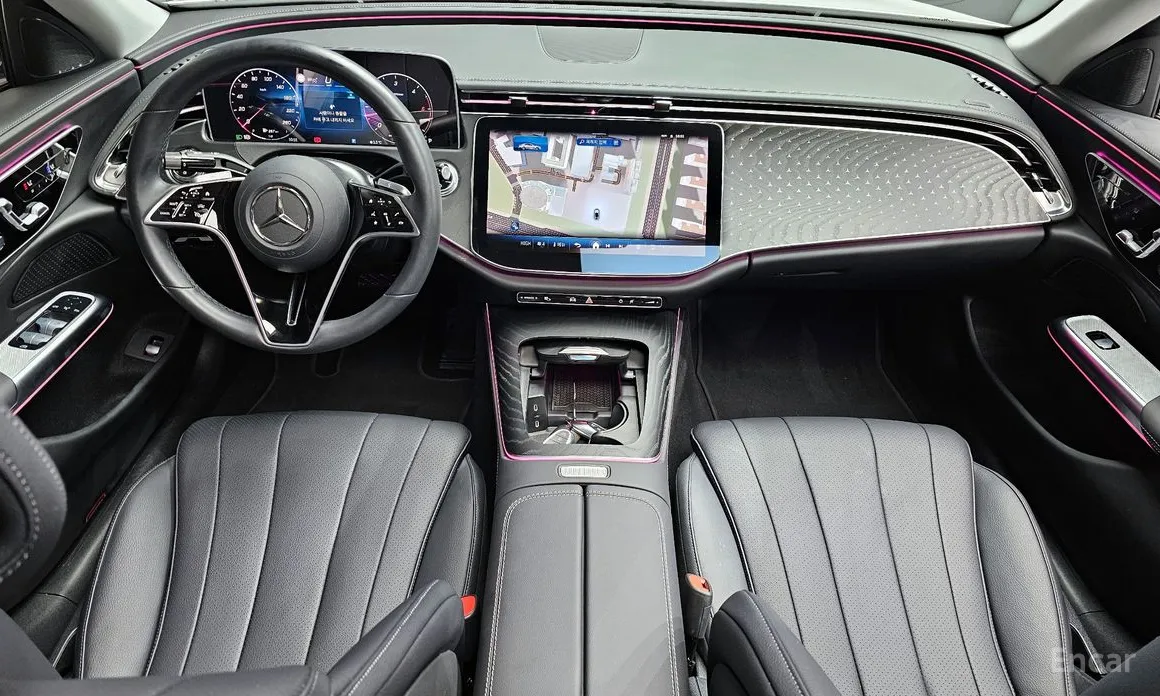 Mercedes-Benz E-Class 2024 E220d 4MATIC Exclusive