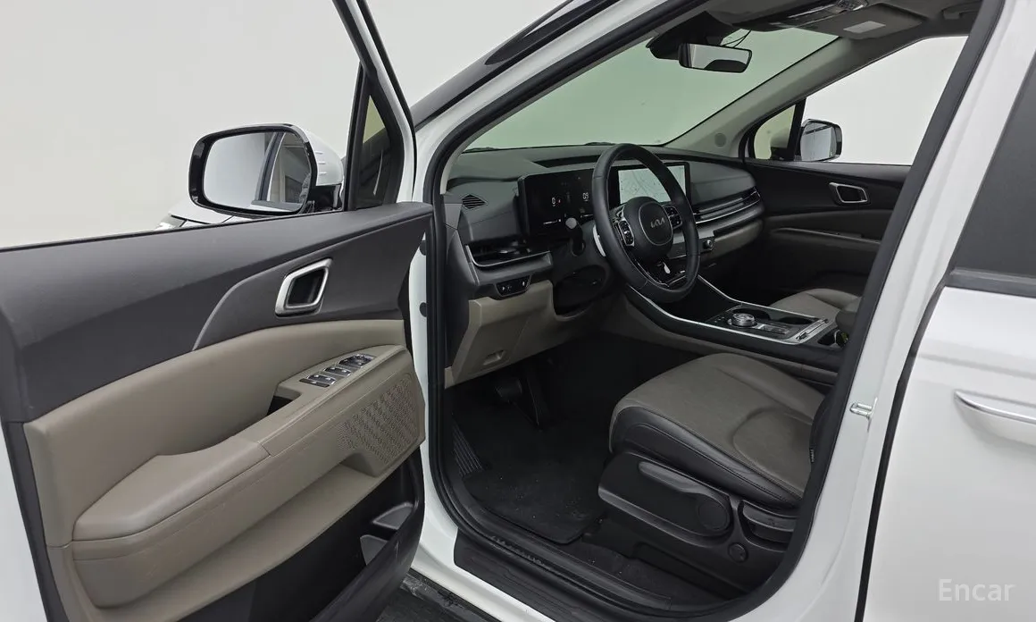 Kia Carnival 2023 9-Seater Prestige
