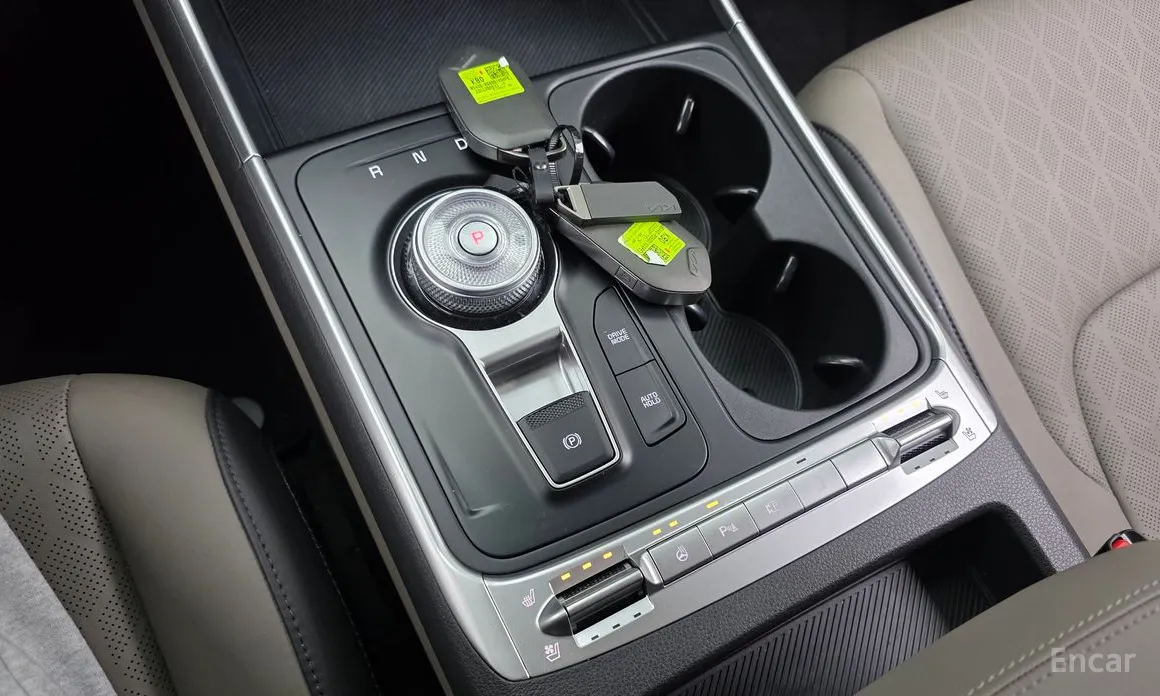 Kia Carnival 2023 9-Seater Prestige