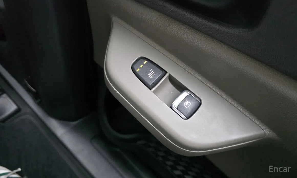 Kia Carnival 2023 9-Seater Prestige