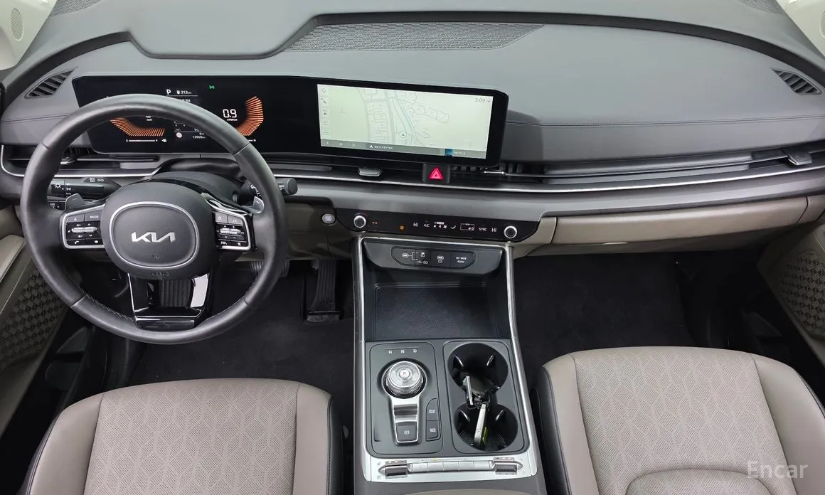 Kia Carnival 2023 9-Seater Prestige