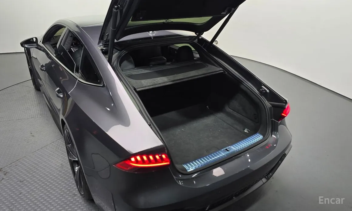 Audi RS 7 2021 4.0 TFSI Quattro