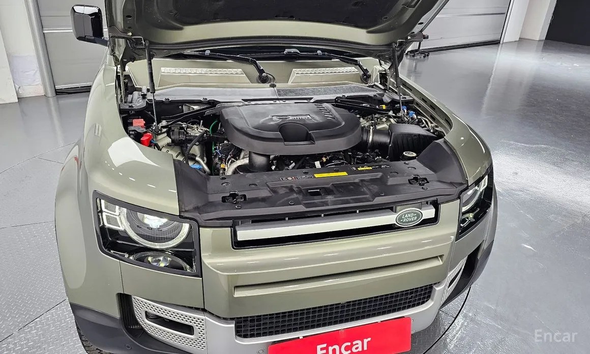 Land Rover Defender 2020 90 D250 SE