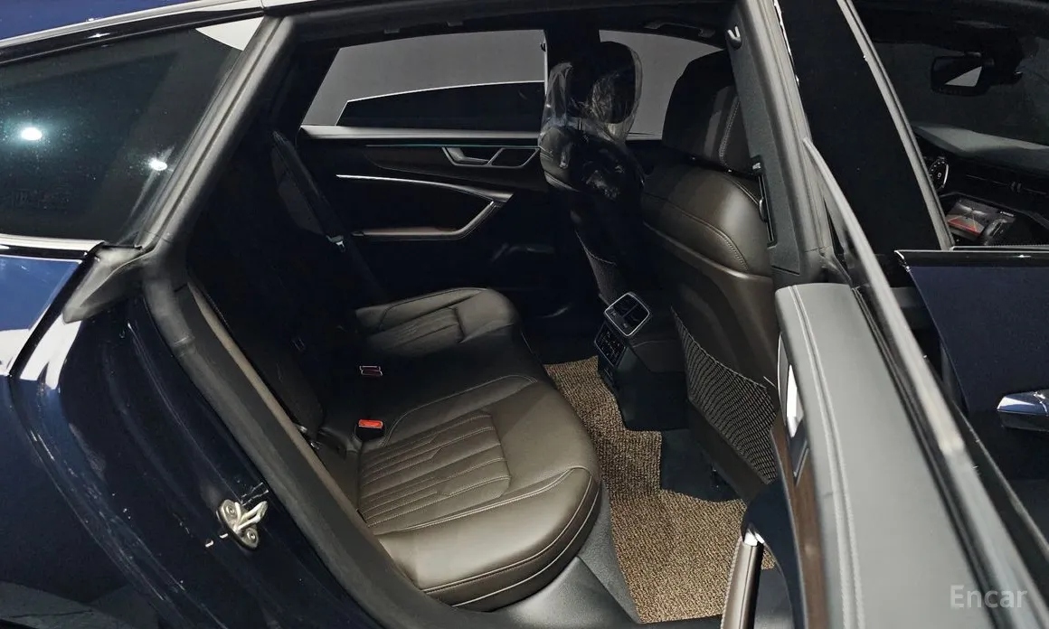 Audi A7 2018 55 TFSI Quattro Premium