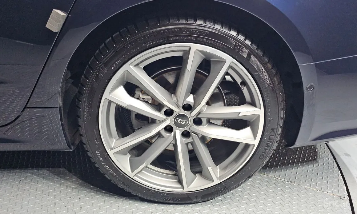 Audi A7 2018 55 TFSI Quattro Premium