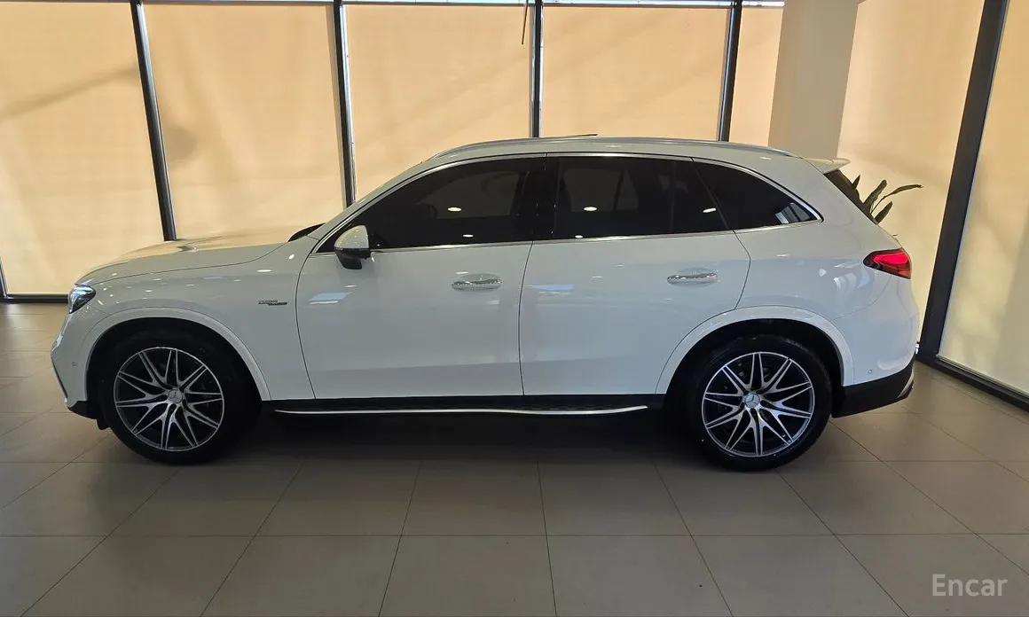 Mercedes-Benz GLC-Class 2023 AMG GLC43 4MATIC
