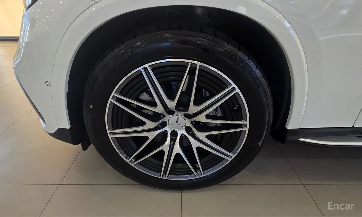 Mercedes-Benz GLC-Class 2023 AMG GLC43 4MATIC