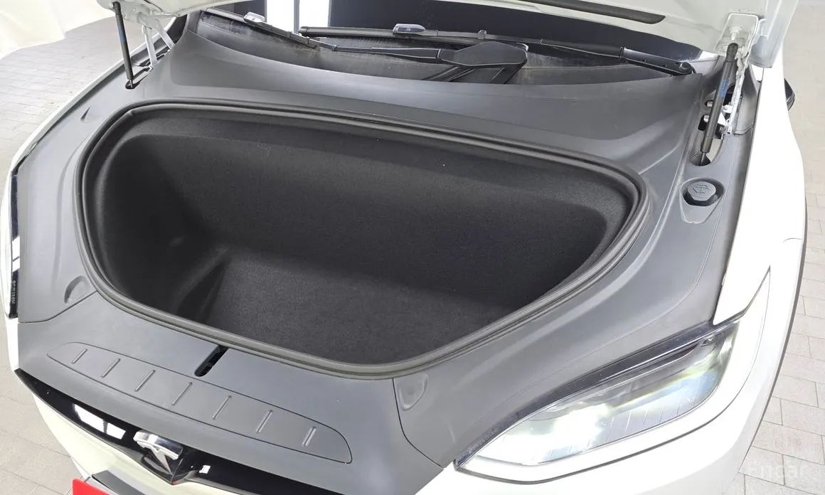 Tesla Model X 2018 Plaid