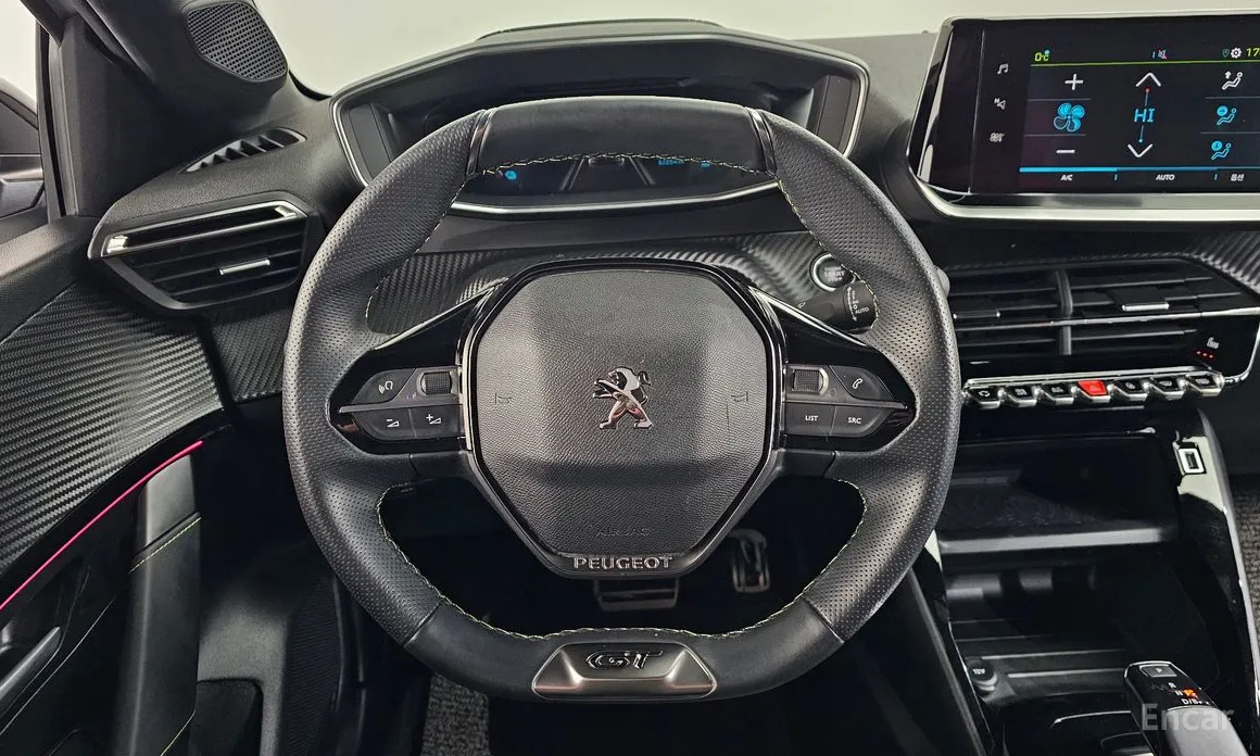 Peugeot 208 2020 GT
