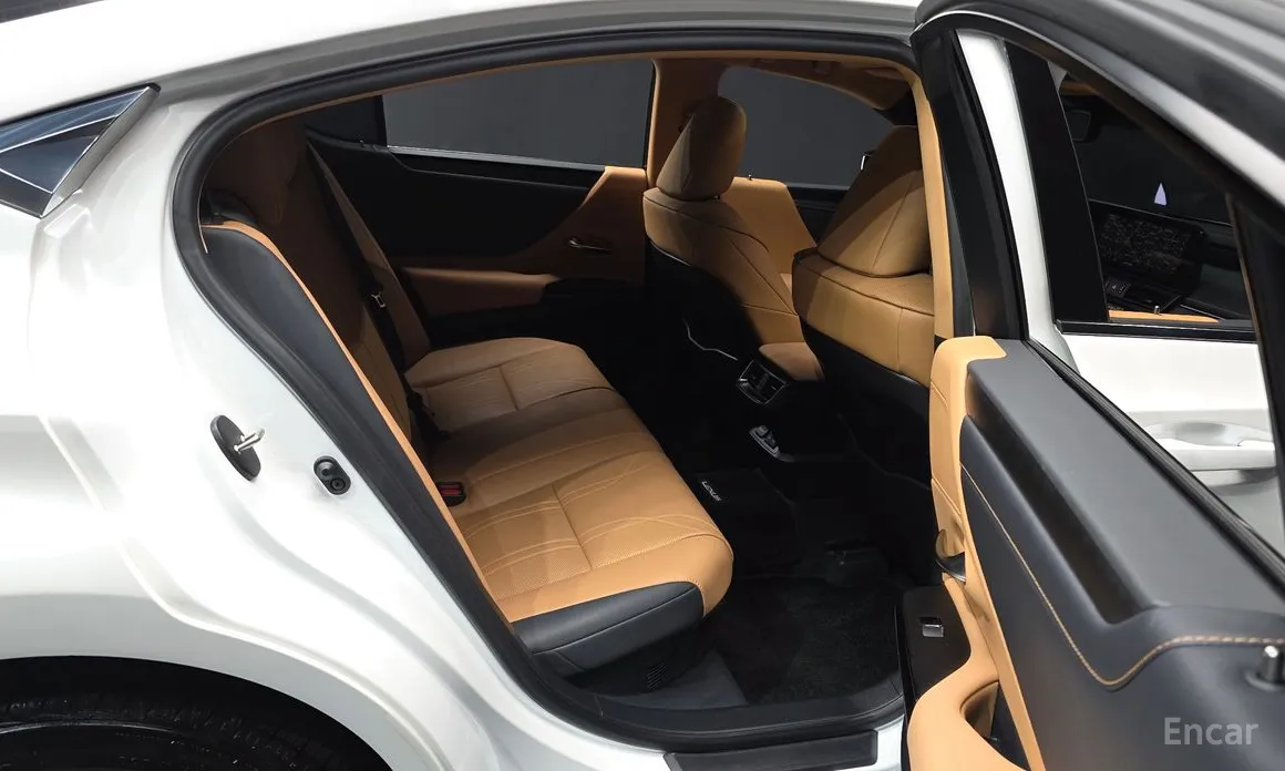 Lexus ES 2018 Luxury Plus