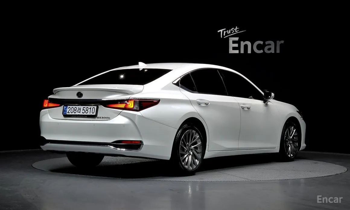 Lexus ES 2018 Luxury Plus