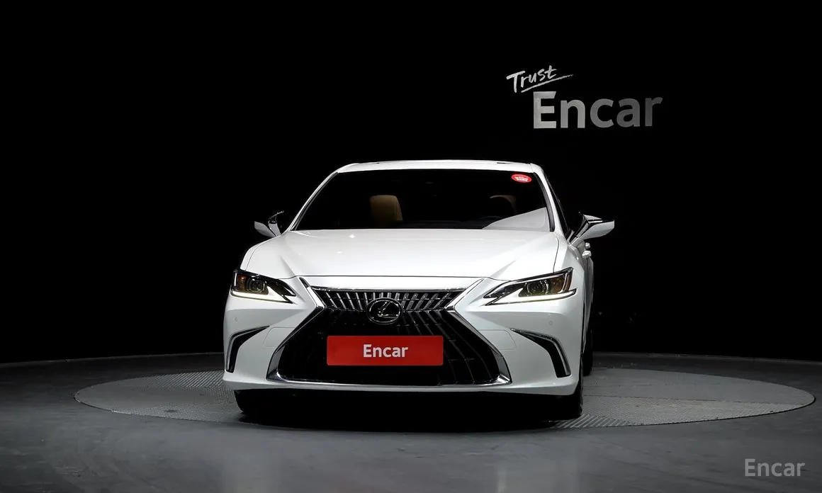 Lexus ES 2018 Luxury Plus