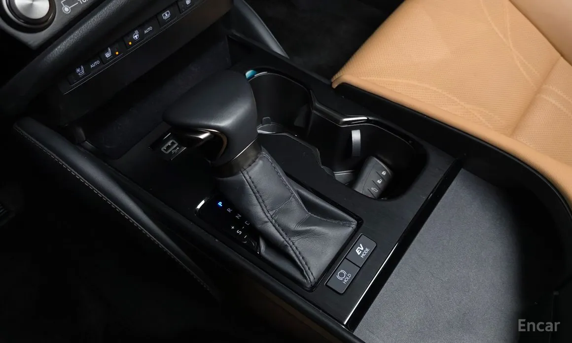 Lexus ES 2018 Luxury Plus