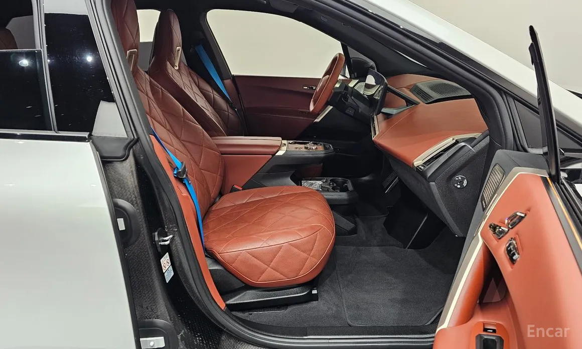 BMW iX 2021 xDrive50 Sports Plus