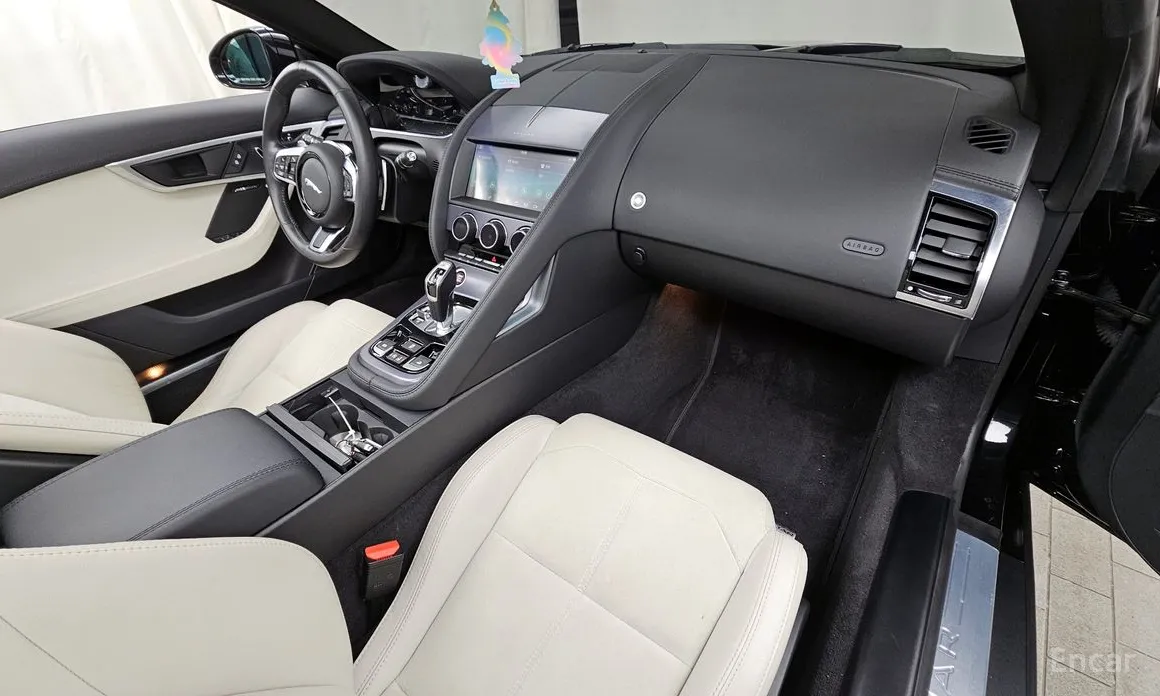 Jaguar F-Type 2013 P300 Convertible