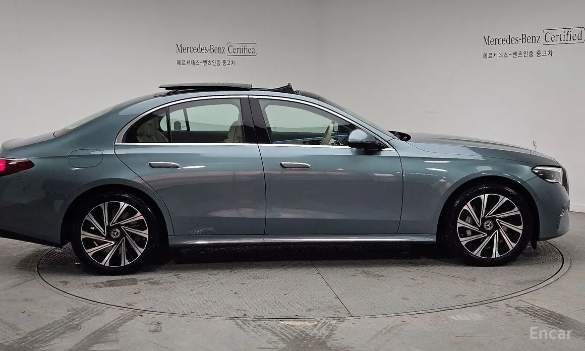 Mercedes-Benz E-Class 2024 E350e 4MATIC