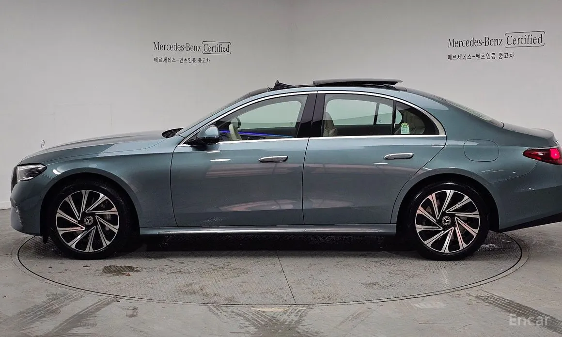 Mercedes-Benz E-Class 2024 E350e 4MATIC