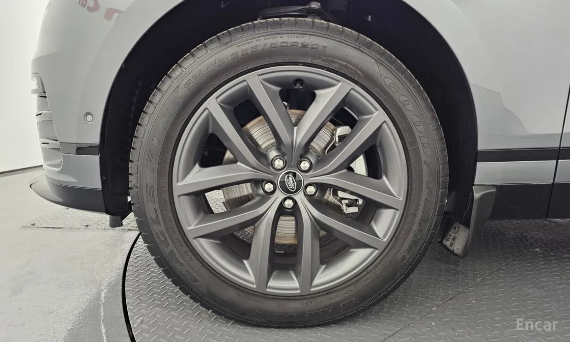 Land Rover Range Rover Velar 2017 2.0 P250 Dynamic SE