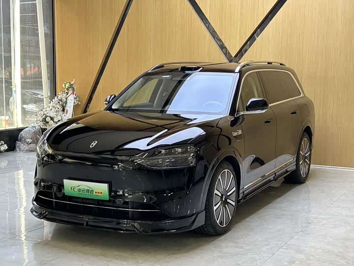 Aito M9 2025 2025款 增程 Ultra版 52kWh 6座版