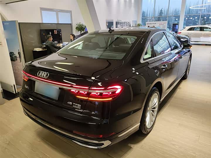 Audi A8 2025 2025款 A8L 45 TFSI quattro 豪华型
